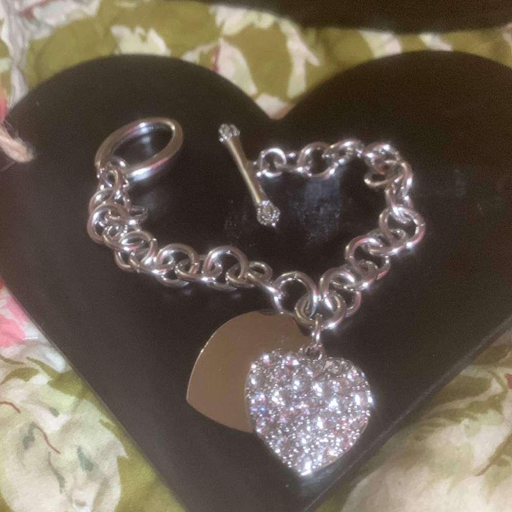 Bracelet Heart - rhinestones - heart charm.